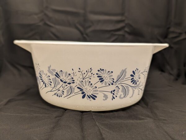 Pyrex White & Blue Flower Casserole Dish 1.5Qt