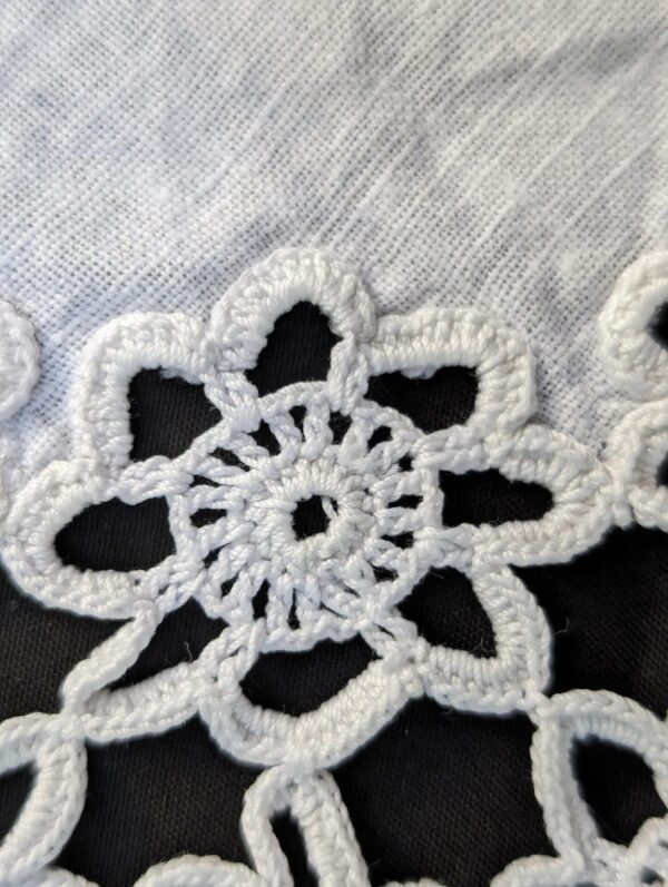 Vintage Crochet Flower Table Runner