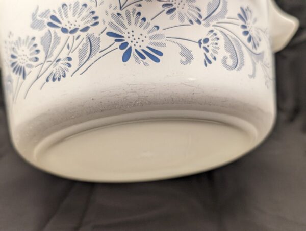 Pyrex 474-B, White & Blue Vintage Casserole Dish