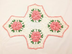 Pink Roses Crochet Table Centerpiece w/ 3D Flowers