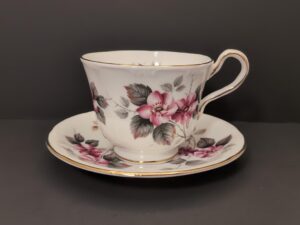 Aynsley Wild Dog Rose Teacup & Saucer - Vintage English Bone China Pattern 6082